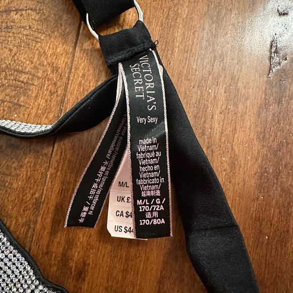 Victoria’s Secret Very Sexy Swarovski Crystal Rhinestone Garter Belt Sz M/L - Picture 11 of 11